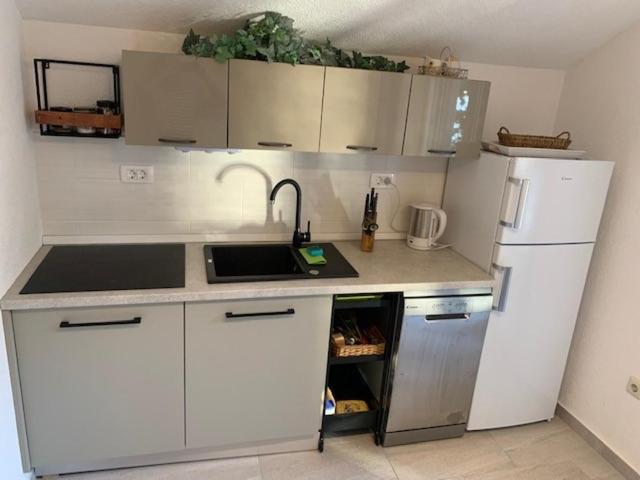Seaside Apartment Padre Bibinje Dış mekan fotoğraf